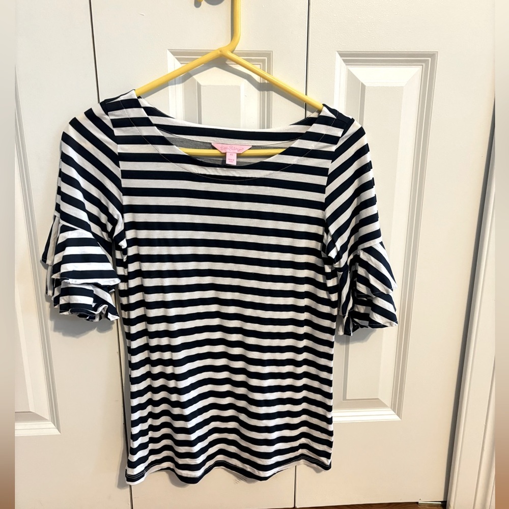 Navy and white Lilly Pulitzer Lula top size xs